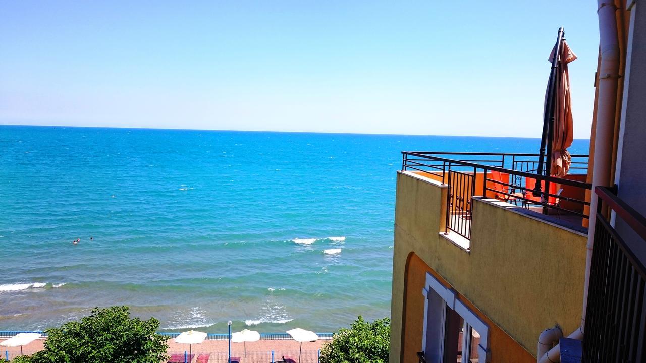 Akb Apartment Sea View Aheloy Exterior photo